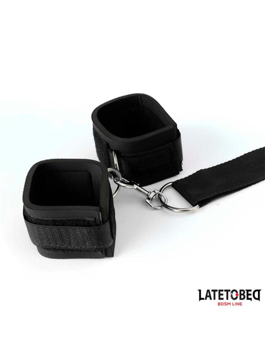 Mordaza y Esposas en Restricciones