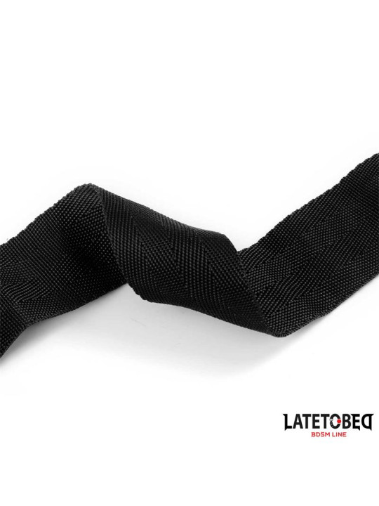 Mordaza y Esposas en Restricciones